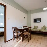Mitos Village Aparthotel