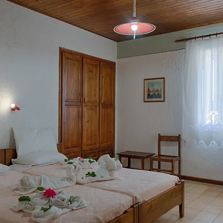 Mitos Village Апарт-готель