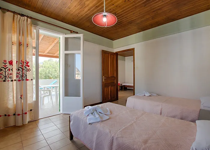 Mitos Village Aparthotel 4*