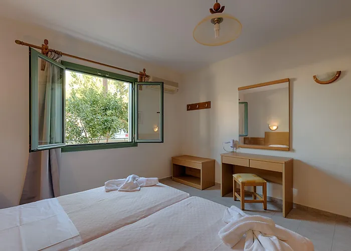 Aparthotel Mitos Village