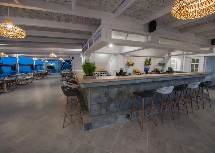 Aparthotel Mitos Village