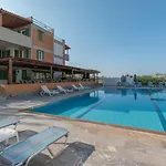 Mitos Village Lejlighedshotel 4*