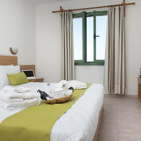 Mitos Village Hotel apartamentowy 4*